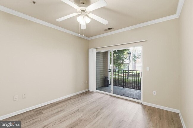 Building Photo - 12913 Centre Park Cir