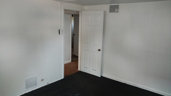 Building Photo - 2317 S Downing St