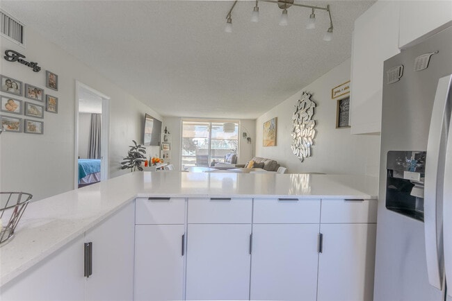 Building Photo - 8900 Washington St