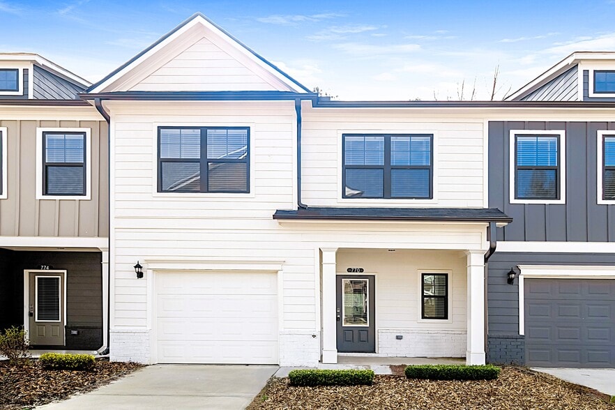 Building Photo - 770 Calvin Pk Dr