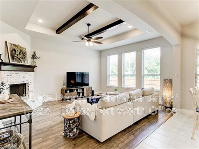 Building Photo - 1612 Town Creek Cir