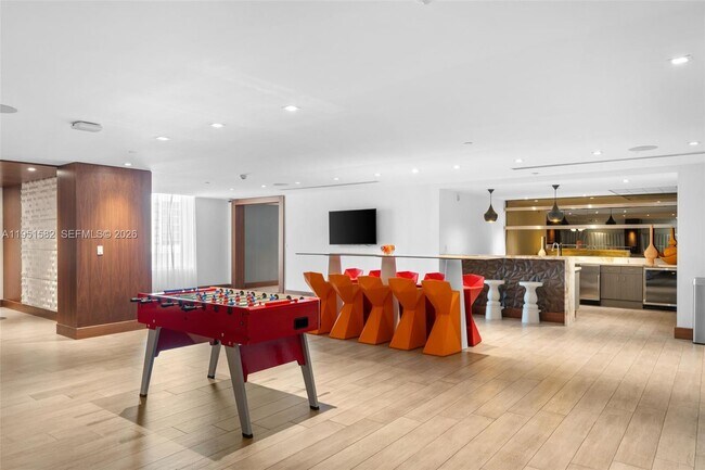 Building Photo - 330 Sunny Isles Blvd