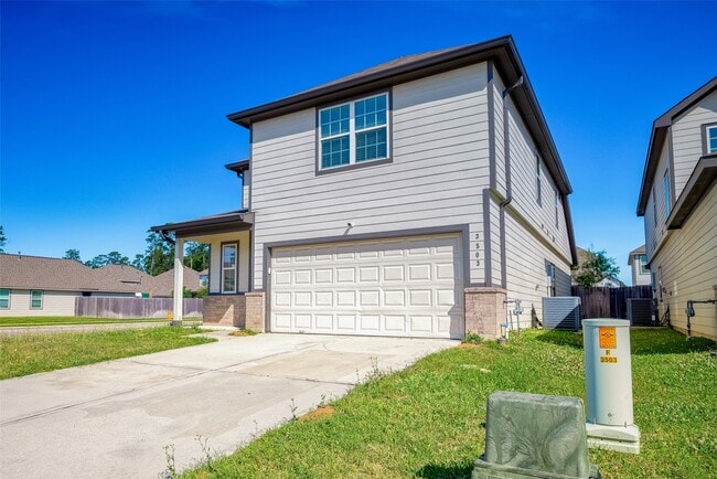 Building Photo - 3503 Cannon Dr