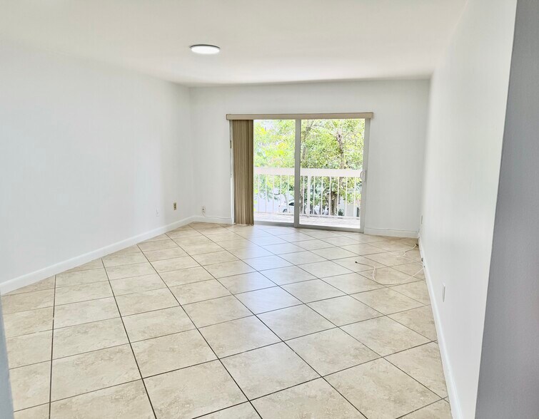 Building Photo - 7840 Camino Real