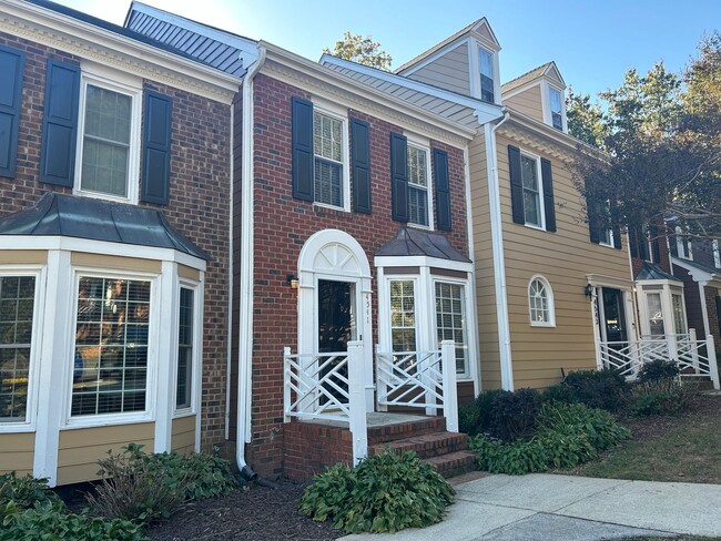 Building Photo - 2 Bed | 2.5 Bath Townhouse In North Raleig...