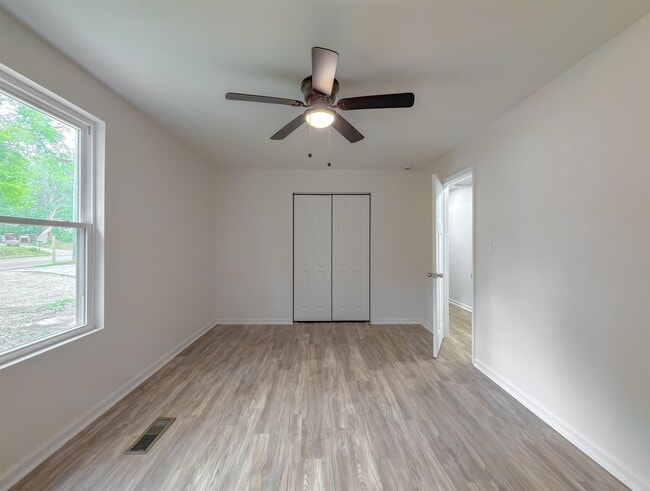 Building Photo - 1751 Pepper Dr