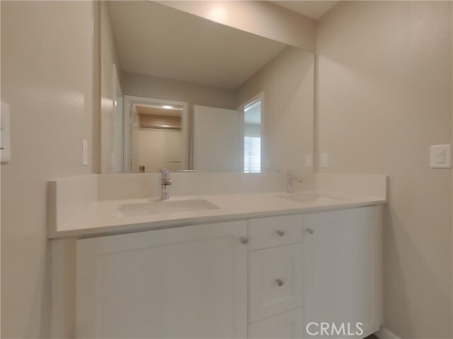 Building Photo - 31528 Willowood Way