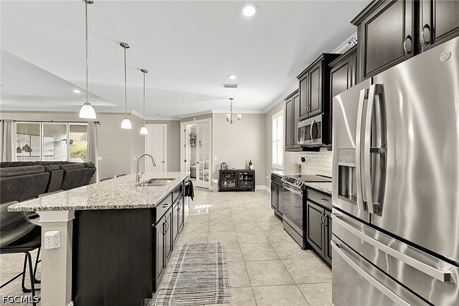 Building Photo - 3391 Acapulco Cir