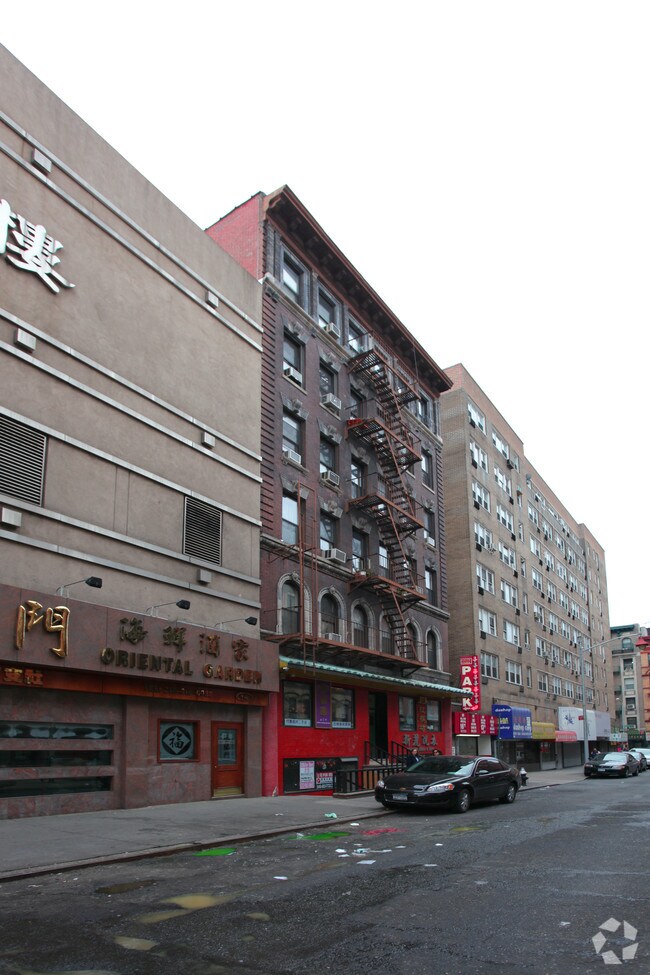 10 - 12 Elizabeth St - 10-12 Elizabeth St