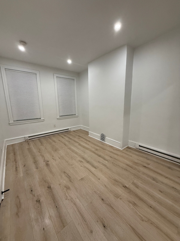 Building Photo - 1850 E Allegheny Ave