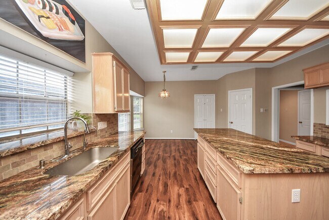Building Photo - 16710 Colony Terrace Dr
