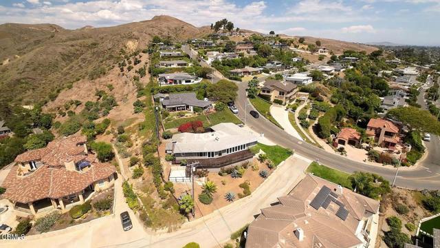 Building Photo - 3026 Hilltop Dr