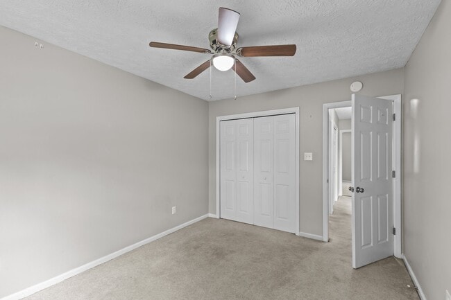 Building Photo - 300 Foxhall Rd