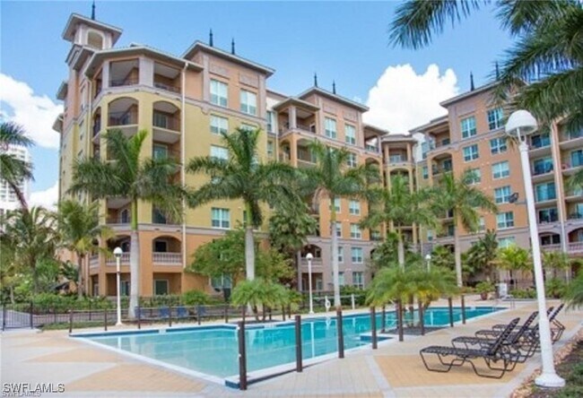 Primary Photo - 2825 Palm Beach Blvd