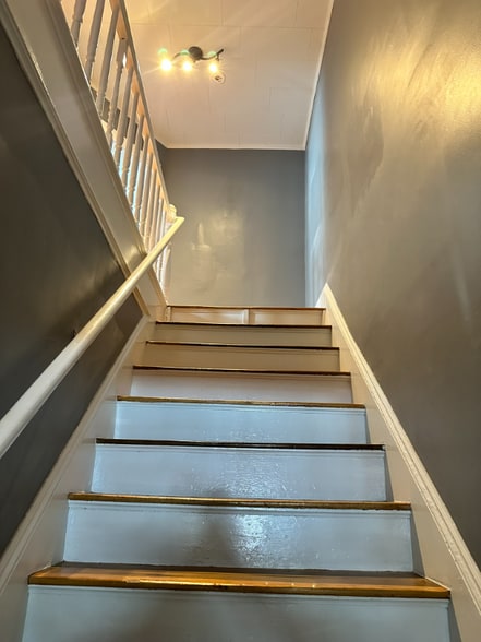 Building Photo - 20 Ashland Ave