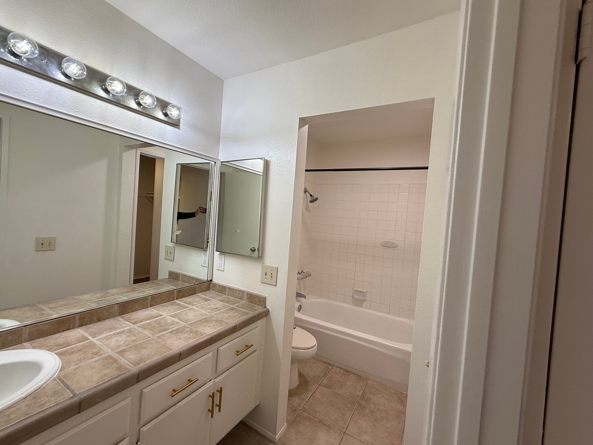 Building Photo - 11584 Fury Ln