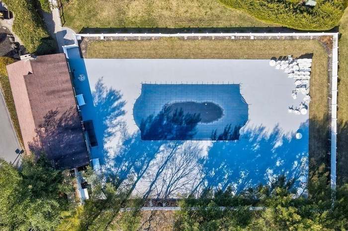 Pool - 8 Ledgewood Way
