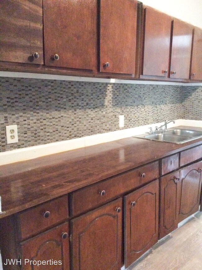 Building Photo - 4 br, 2 bath House - 1816 Magnolia