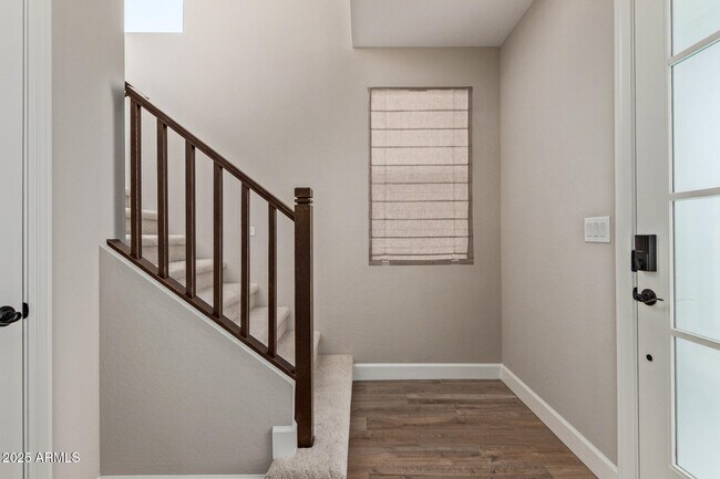 Building Photo - 2121 W Sonoran Desert Dr