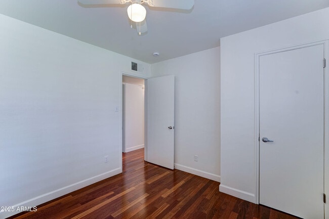 Building Photo - 4019 E Turney Ave