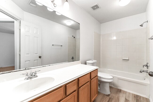 Building Photo - 28259 Daystrom Ln