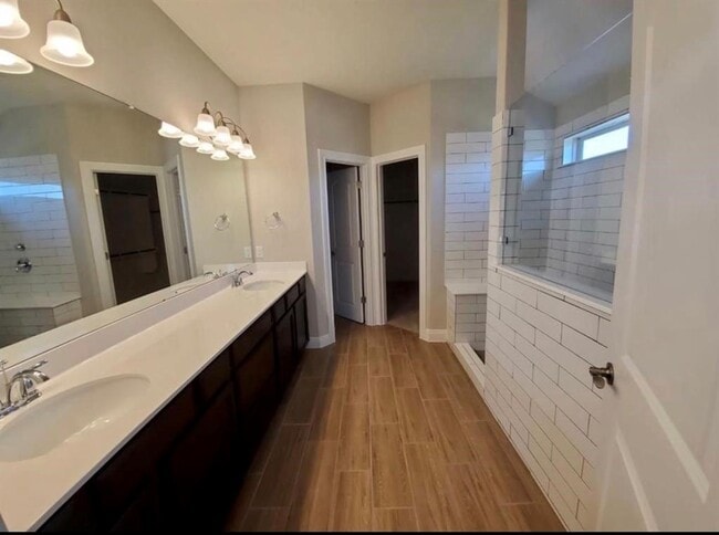 Building Photo - 169 Cascata Way