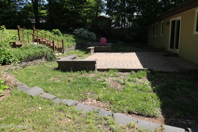 Building Photo - 73 Birchwood Ln