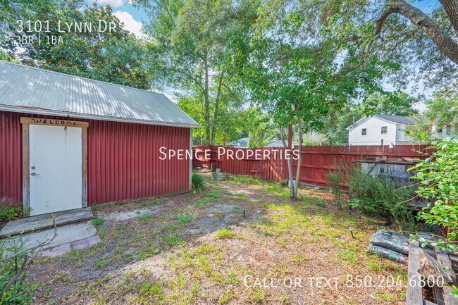 Building Photo - 3101 Lynn Dr