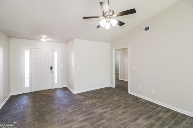 Building Photo - 10381 Commons Crossing