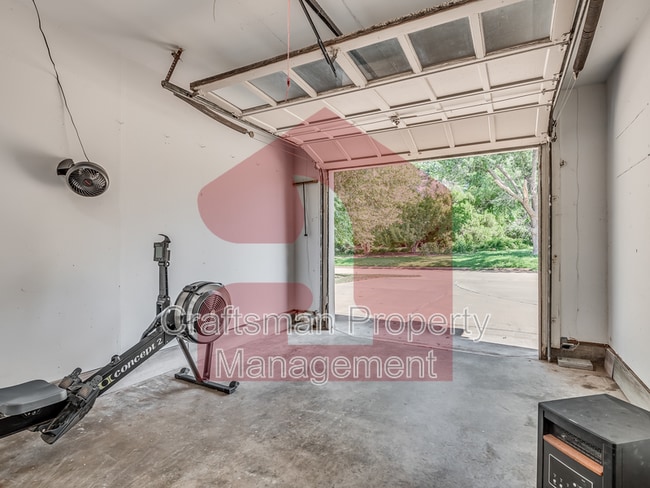 Building Photo - 2024 NW 45th St