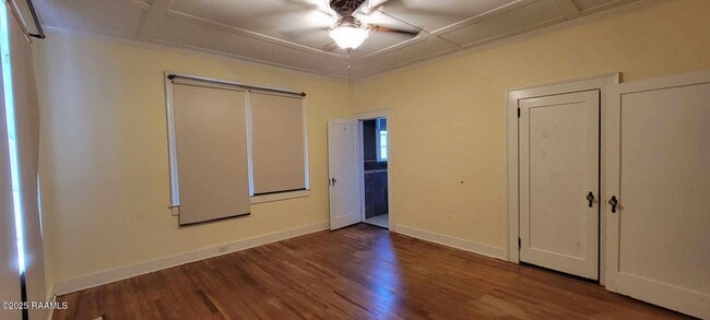 Building Photo - 211 City Park Cir