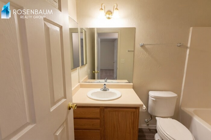 Building Photo - 8017 E Long Mesa Dr
