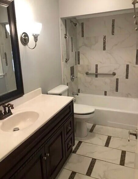 Upstairs bathroom - 113 Woodland Rd