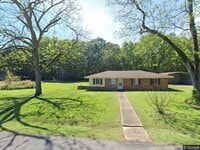 Building Photo - 3 Bed, 1 Bath in Montgomery close to Maxwell!