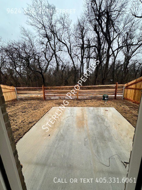 Building Photo - 9624 SW 25th St