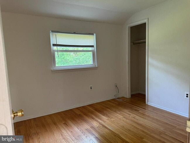 Building Photo - 721 Fiske Ln