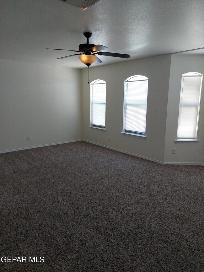 Building Photo - 11236 Horse Ranch St