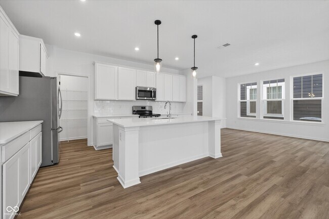 Building Photo - 15994 Meadow Frost Ct