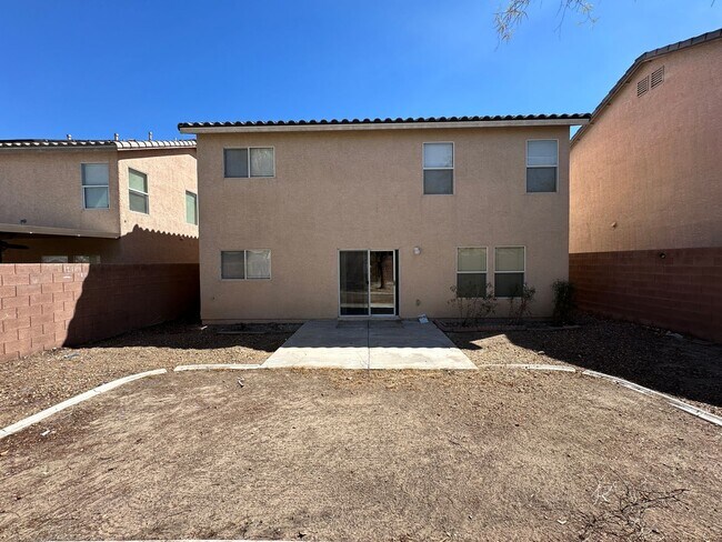 Building Photo - IRON MOUNTAIN RANCH
