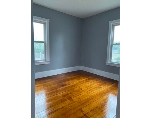 Building Photo - 10-12 Bourne St