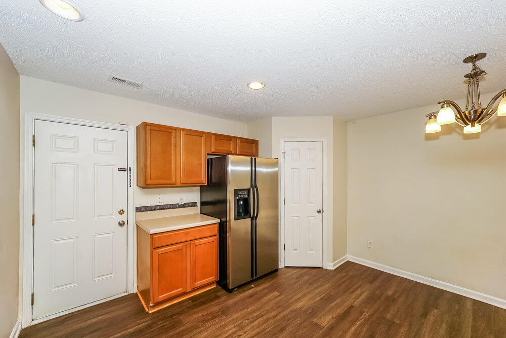 Building Photo - 1317 Crestfield Ct