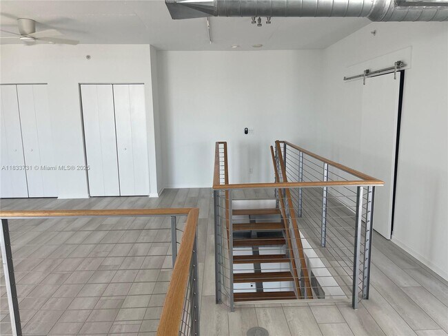 Building Photo - 690 SW 1st Ct