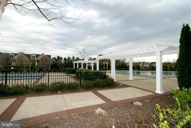 Building Photo - 41815 Bristow Manor Dr