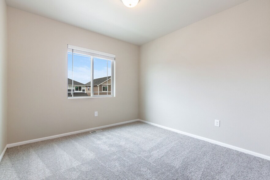 Building Photo - 3615 80th Ave NE