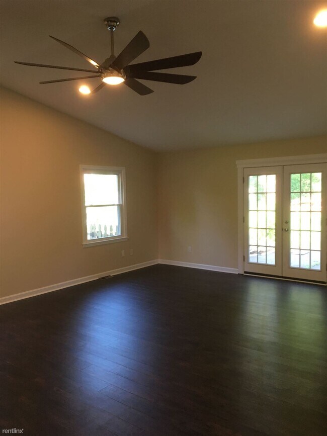Building Photo - 3 br, 2 bath House - 9315 Tiverton Way