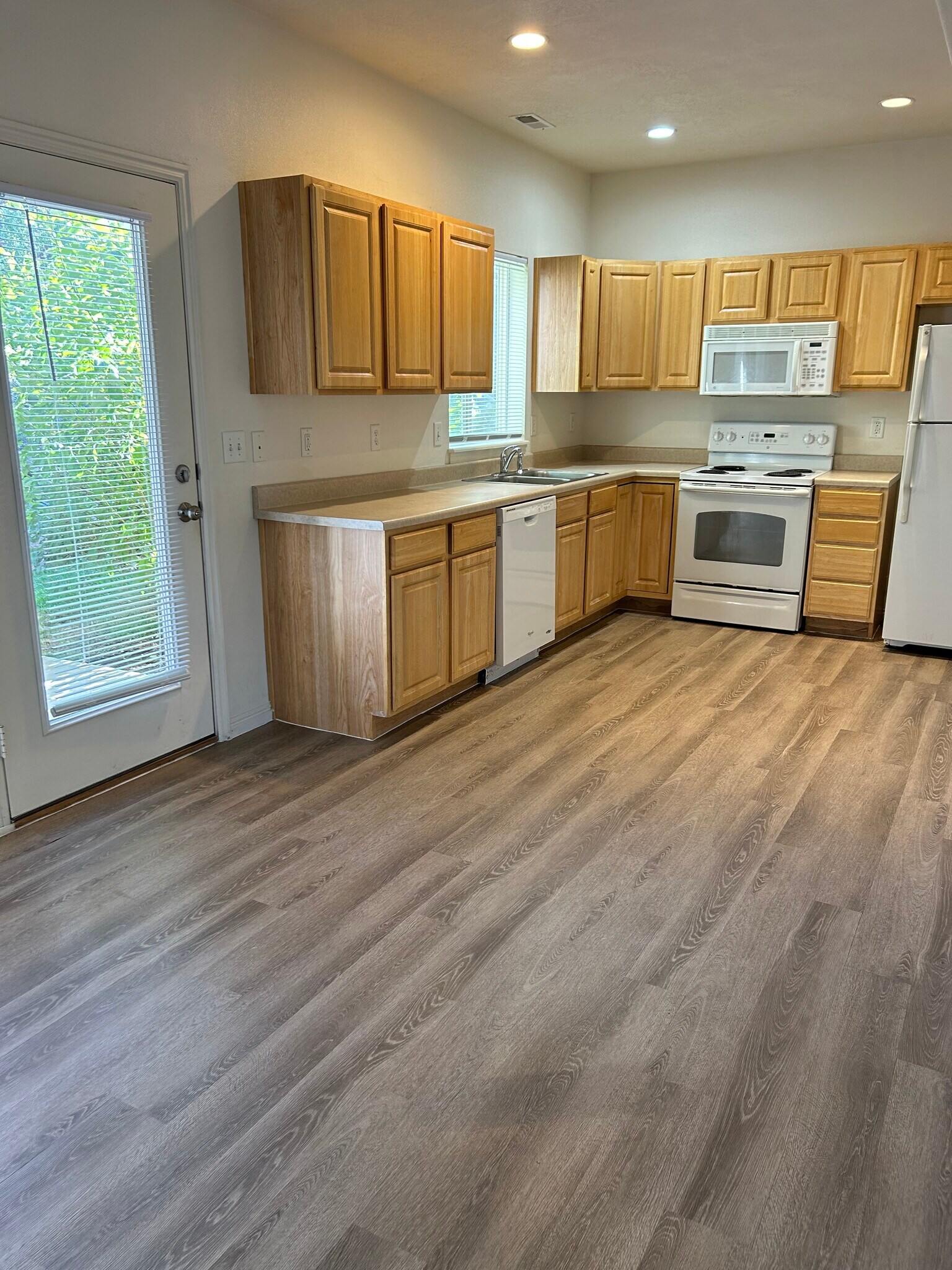 Building Photo - 14561 S Siltstone Rd