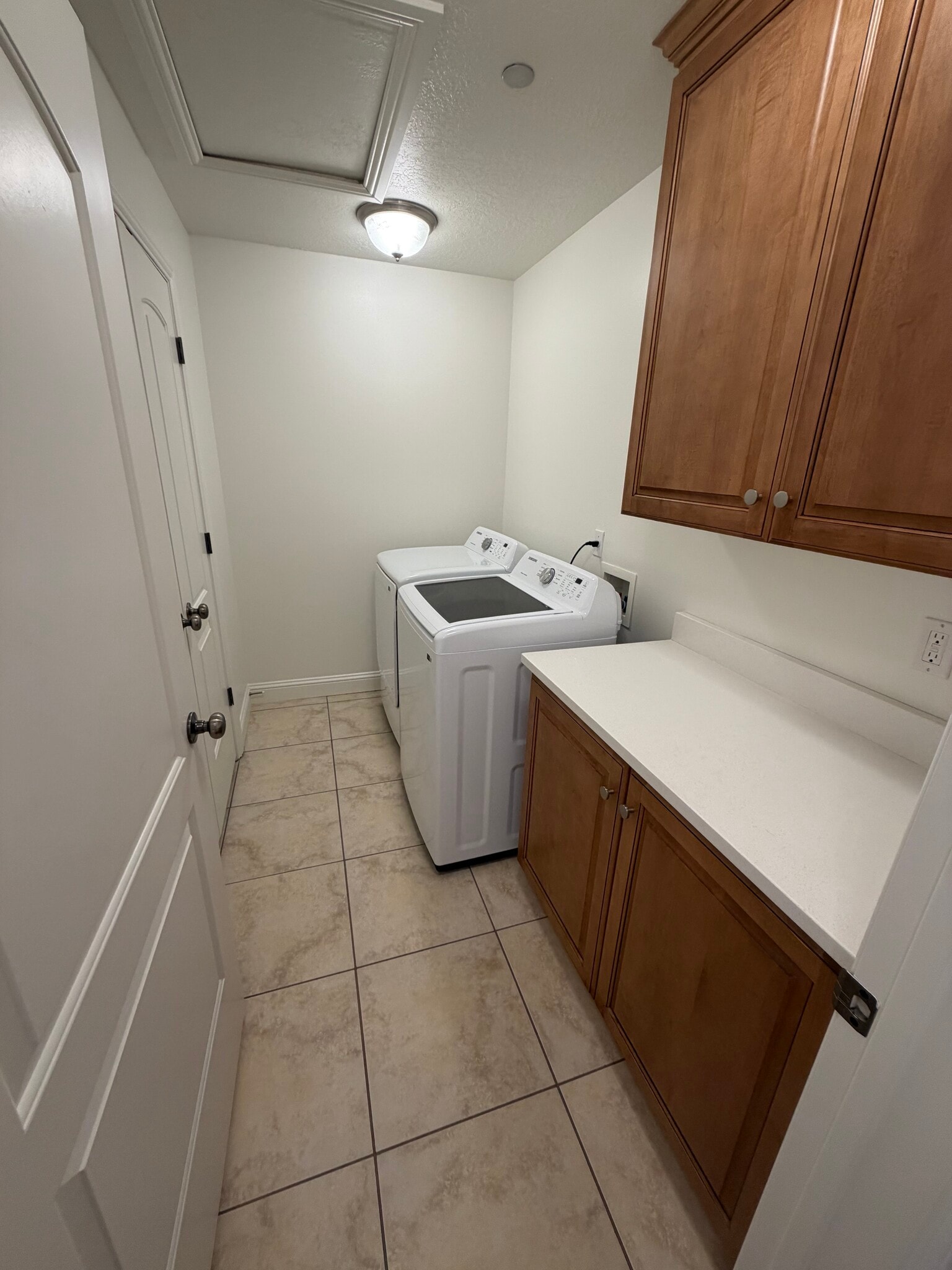 Building Photo - 235 N 1200 W
