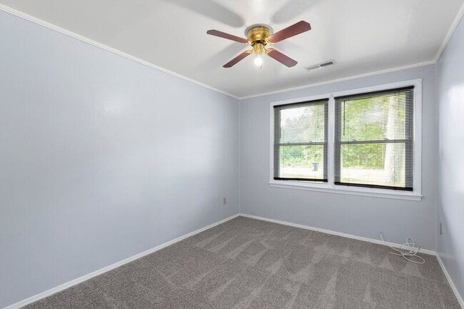 Building Photo - 7155 Gatewood Rd