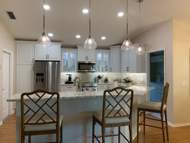 Building Photo - 4176 Hearthstone Dr