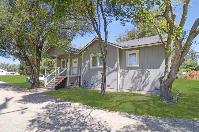 Building Photo - 2731 Stony Point Rd